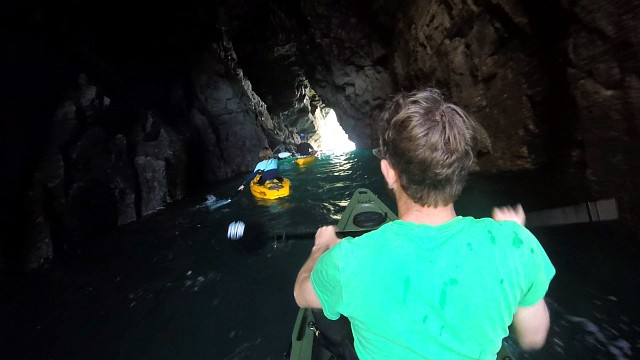 Fatyak Kaafu Tunnel Kayak