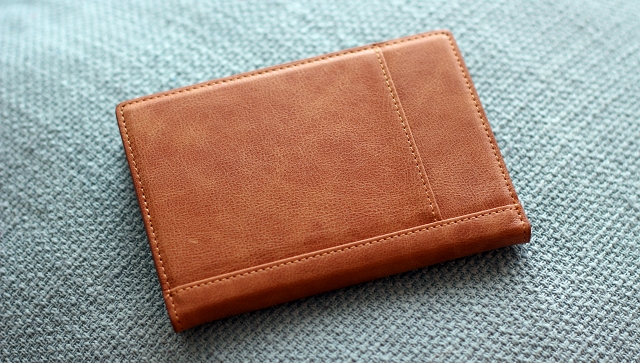 torro-case-iphone-leather